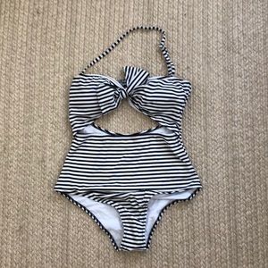 Cupshe one piece swim bathing suit striped